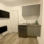 Petit Cocon Au Centre De - 027
